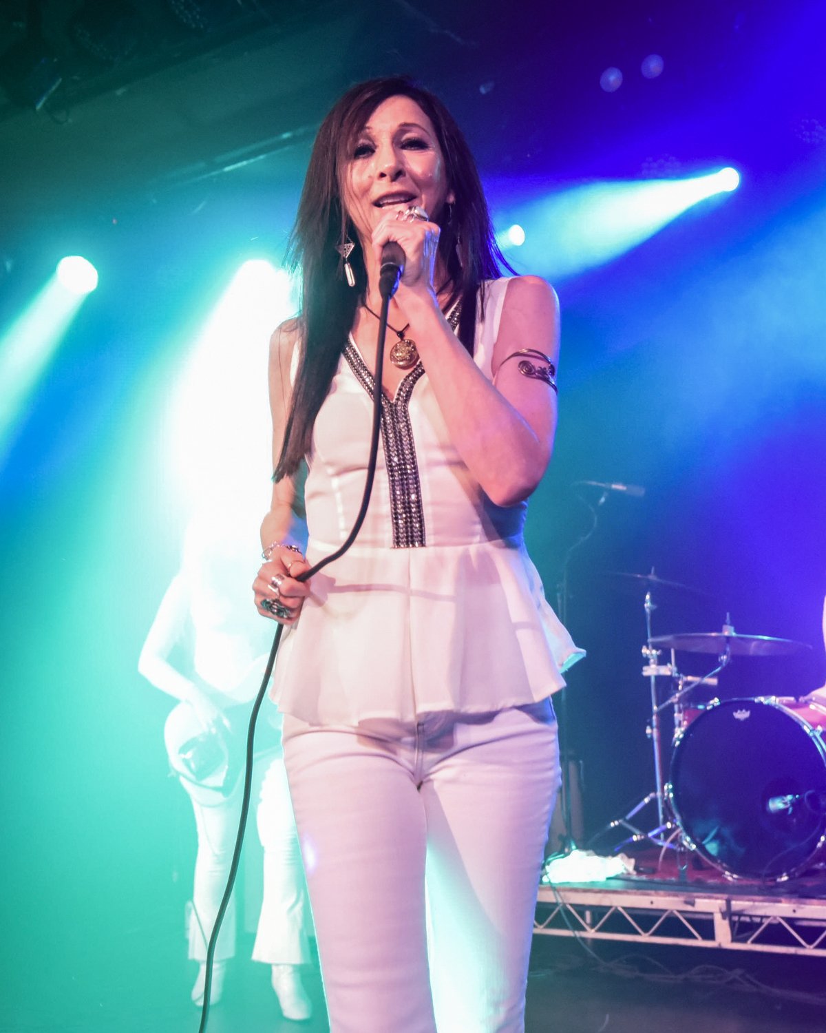 zepparella-6.jpg